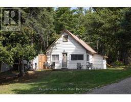1025 & 1027 BIG ISLAND ROAD - 26