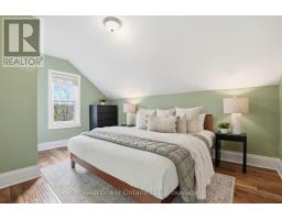 27 WELLINGTON STREET - 22