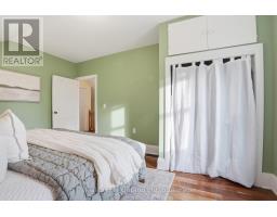 27 WELLINGTON STREET - 24