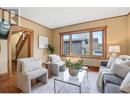 27 WELLINGTON STREET - 9