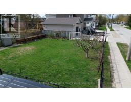 506 MAIN STREET E - 17