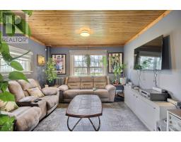 506 MAIN STREET E - 2