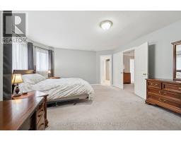 261 IRVINE STREET - 32