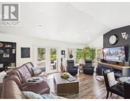 15 NORTH CEDAR LANE - 18