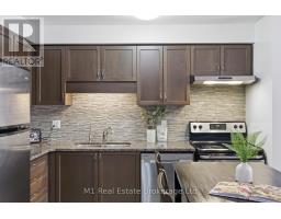75 ARLINGTON CRESCENT - 10