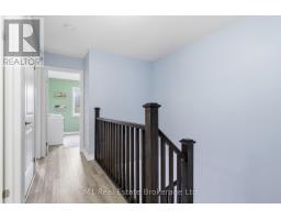 75 ARLINGTON CRESCENT - 17