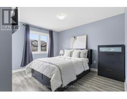 75 ARLINGTON CRESCENT - 20
