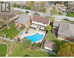 625 PINE ISLAND CRESCENT - 1