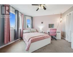 339 DANIEL CRESCENT - 22