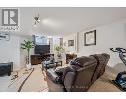 339 DANIEL CRESCENT - 32