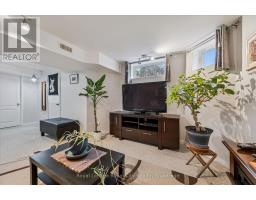 339 DANIEL CRESCENT - 33
