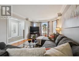 339 DANIEL CRESCENT - 4