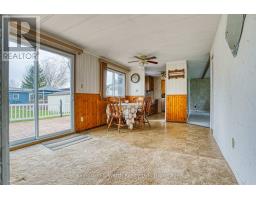 71 FAIRVIEW CRESCENT - 16