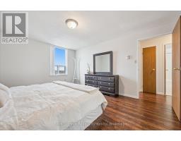 1410 - 35 GREEN VALLEY DRIVE - 24