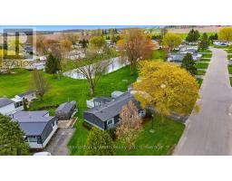 33 FAIRVIEW CRESCENT - 26
