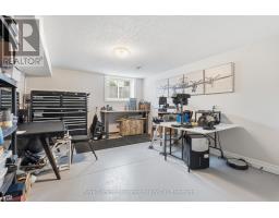 25 - 552 DURHAM STREET - 41