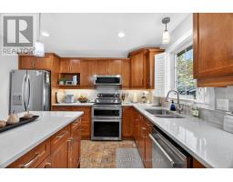 11 LEE CRESCENT - 14