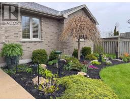 11 LEE CRESCENT - 2