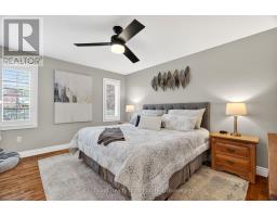 11 LEE CRESCENT - 21