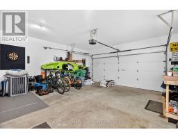 11 LEE CRESCENT - 25