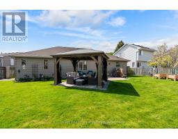11 LEE CRESCENT - 40