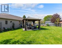 11 LEE CRESCENT - 41