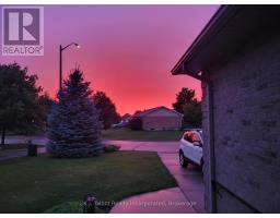 11 LEE CRESCENT - 50