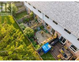 41 - 32 MOWAT BOULEVARD - 20
