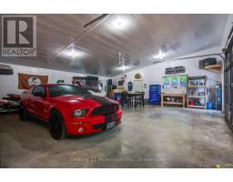 16 PETER STREET - 43