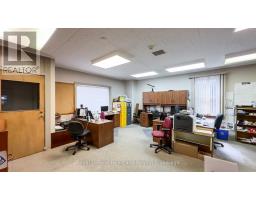 401 QUEEN STREET - 15