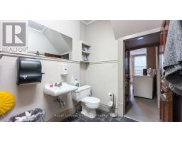 401 QUEEN STREET - 17