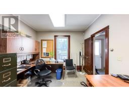 401 QUEEN STREET - 30