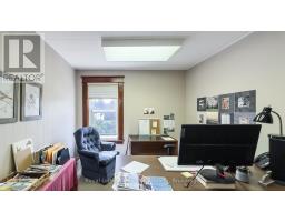 401 QUEEN STREET - 6