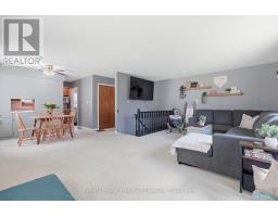 533 AINLEY STREET - 10