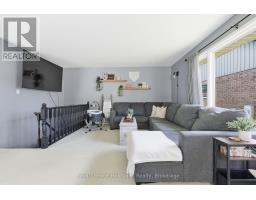 533 AINLEY STREET - 9