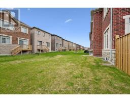 3 GLEDHILL CRESCENT - 36