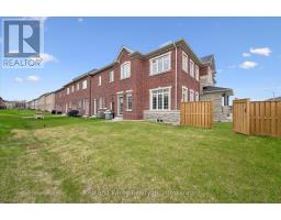 3 GLEDHILL CRESCENT - 37