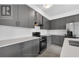 179 REA DRIVE - 31