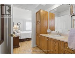 2 JOANNE CRESCENT - 18