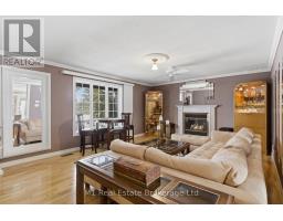 2 JOANNE CRESCENT - 22