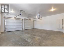 2 JOANNE CRESCENT - 35