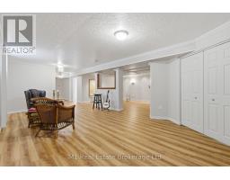2 JOANNE CRESCENT - 37