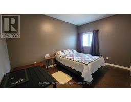 5 GREAVES AVENUE - 28
