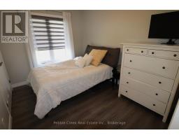 2 HIGHVIEW STREET - 22
