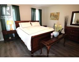 2 HIGHVIEW STREET - 25