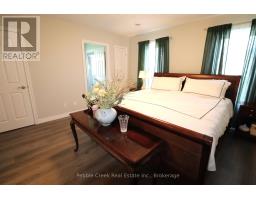 2 HIGHVIEW STREET - 26