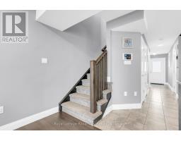 181 HALLS DRIVE - 11