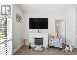 4 PALMER MARIE LANE - 13