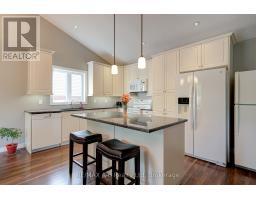 79 SYLVIA STREET - 13