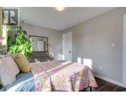 79 SYLVIA STREET - 18